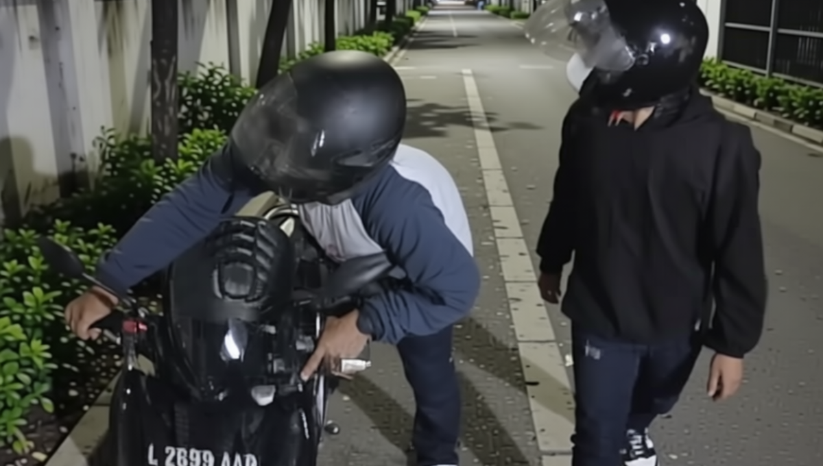 2 Maling Motor Dibekuk Polsek Rungkut – Sudah Beraksi di 6 Lokasi di Surabaya