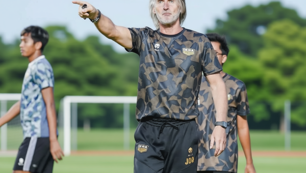 Visit Agenda: Dewa United dan Jan Olde Riekerink Sepakat Berpisah, Empat Musim Penuh Warna